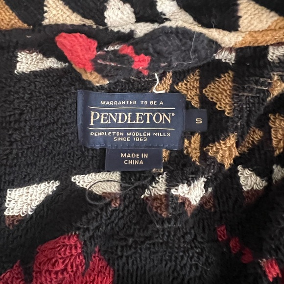 Pendleton Robe women’s size small - Picture 3 of 3